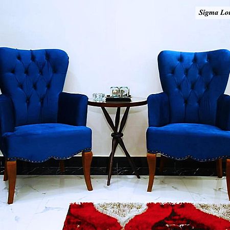 Bed and Breakfast Grand Royal Islamabad Esterno foto