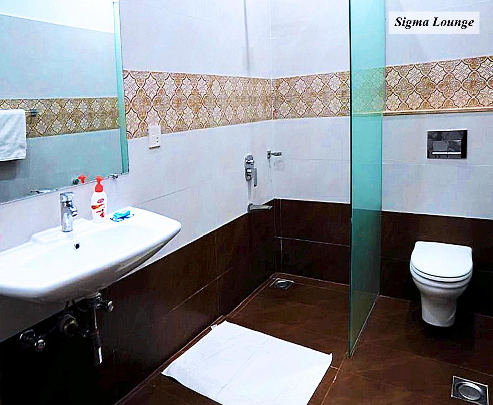 Bed and Breakfast Grand Royal Islamabad Esterno foto